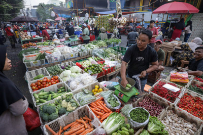 Pemerintah Dorong Konsumsi Rumah Tangga