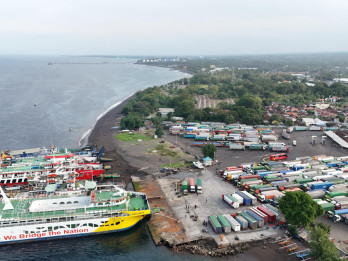 ASDP Tambah Kapal untuk Urai Kemacetan di Pelabuhan Ketapang