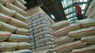 Jatah Beras Bansos untuk Warga Miskin Garut Disunat hingga 2,5 Kg