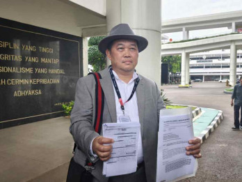 Boyamin Harap Prabowo Bahas Pemulangan Riza Chalid Saat Bertemu PM Malaysia