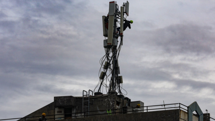 Lelang Spektrum Frekuensi 1,4 GHz Dibuka, Komdigi Bagi jadi 15 Zona 3 Regional