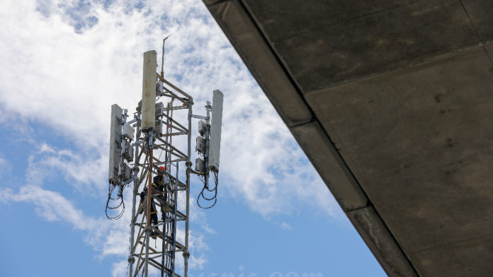 Ekosistem 1,4 GHz yang Kurang Matang jadi Tantangan Gelar Layanan di Pita Tengah