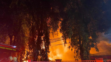 Imbas Kebakaran Pasar Taman Puring, 500 Kios Hangus Terbakar