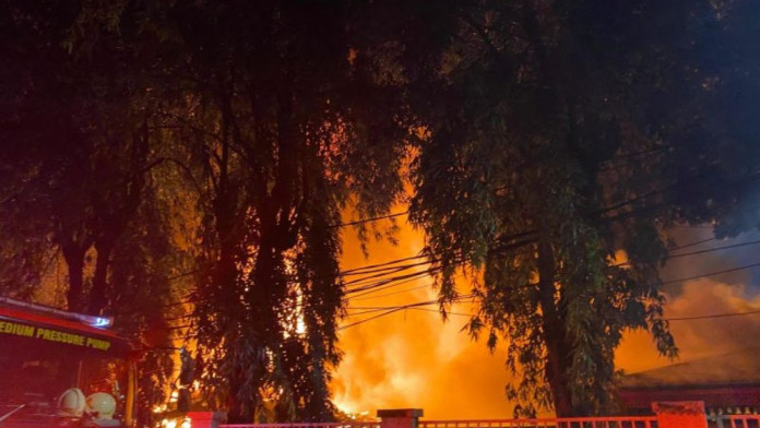Imbas Kebakaran Pasar Taman Puring, 500 Kios Hangus Terbakar