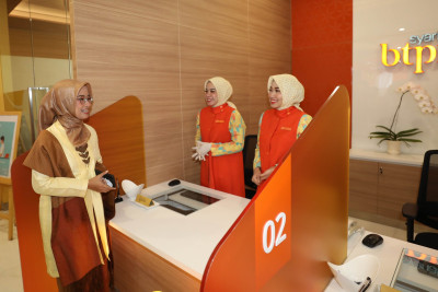 Daya Pikat BPT Syariah (BTPS) dan Bank Jago (ARTO) di Balik Kinerja Positif