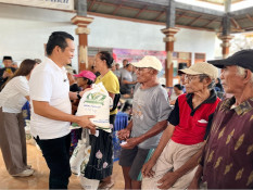 Pemkab Jembrana Salurkan 282,36 Ton Bantuan Pangan Beras CPP