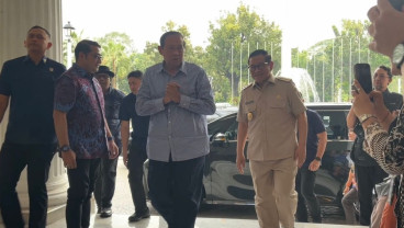SBY Sambangi Balai Kota Jakarta, Dampingi Seniman Asal Berlin Melukis Monas