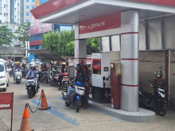 Warga Palembang Keluhkan Sulit Dapatkan BBM Pertamax Series