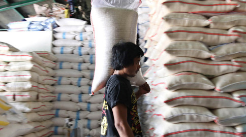 Pasar Tradisional Steril, Beras Oplosan Mengintai Toko Modern di Kalsel