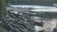 Efek Kemarau, Penyaluran LPG Lewat Sungai Dangkal di Mahulu