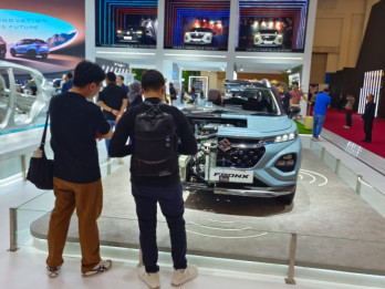 GIIAS 2025: Suzuki Fronx dan Daihatsu Rocky Hybrid Beradu di Segmen SUV Mini