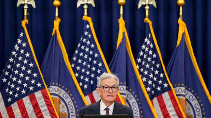 The Fed Soroti Perlambatan Ekonomi AS, Ketidakpastian Masih Tinggi