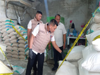 Polda NTB Gerebek Tempat Pengoplosan Beras di Lombok Barat