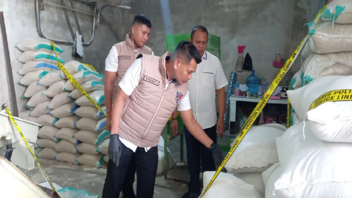 Polda NTB Gerebek Tempat Pengoplosan Beras di Lombok Barat