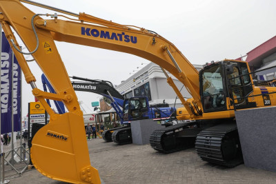 Arus Borong JP Morgan Cs di United Tractors (UNTR)
