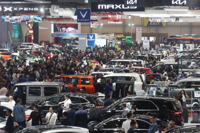 Sentimen bagi Saham Otomotif kala Merek China Dominasi GIIAS 2025