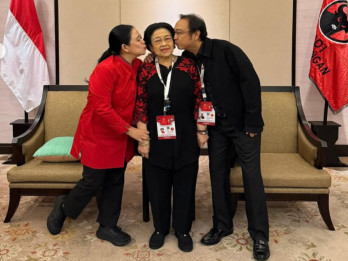 Puan Unggah Foto Cipika-Cipiki Bareng Megawati dan Prananda