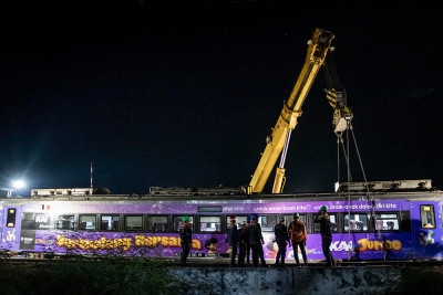 Evakuasi Kereta Api Argo Bromo Anggrek Yang Anjlok di Subang