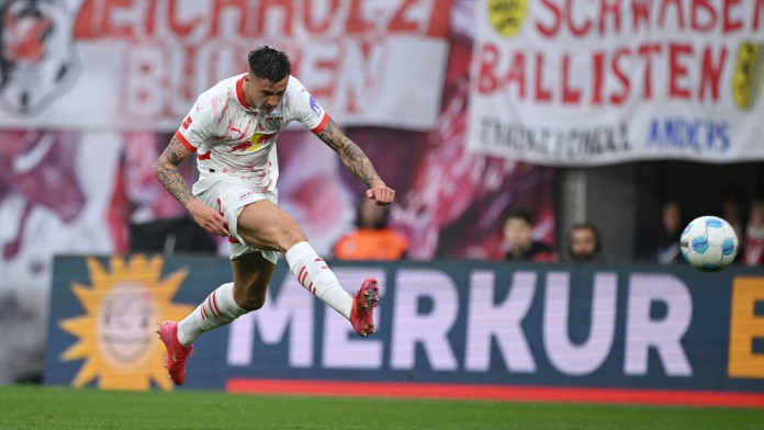 Benjamin Sesko Jadi Rebutan MU dan Newcastle, Ini Reaksi RB Leipzig