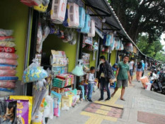 PSI Desak Pramono Anung Tangguhkan Rencana Relokasi Pasar Burung Barito