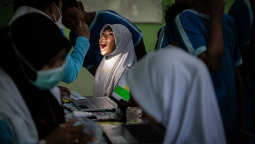 Mendikdasmen Tinjau Pelaksanaan CKG di Sekolah