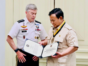 Prabowo Terima Medali Kehormatan dari Komando Operasi Khusus AS