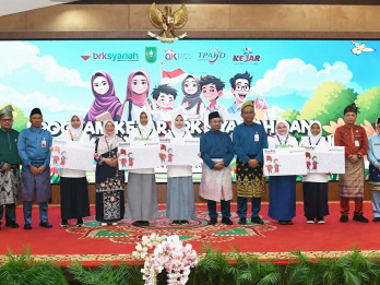 OJK Riau dan BRK Syariah Tingkatkan Literasi Keuangan Pelajar Lewat Rekening Simpel