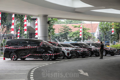 Kejagung Sita Mobil Mewah Diduga Milik Riza Chalid