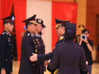 Daftar Lengkap Mutasi Jenderal di Mabes Polri dan Kapolda, Bintang Dedi Prasetyo Paling Terang