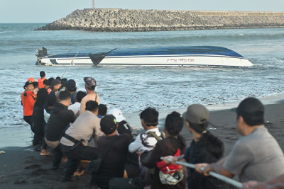 Kecelakaan Kapal Bali Dolphin Cruise 2