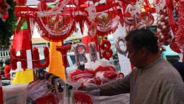 Semarak Penjualan Pernak-Pernik HUT Ke-80 Kemerdekaan RI