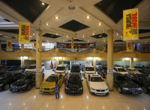 Asuransi Kendaraan Bermotor Stagnan