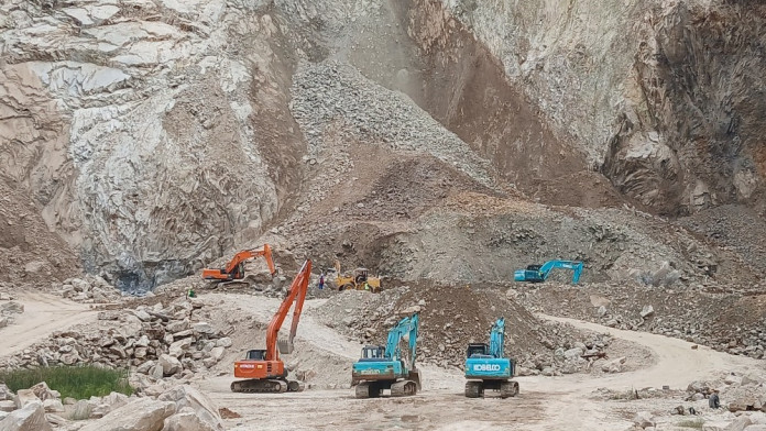 Riau Sumbang 9% Kinerja Bisnis Alat Berat Uniquip