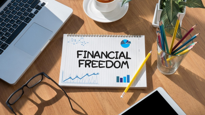 Tips Mencapai Kemerdekaan Secara Finansial, Bukan Cuma Mimpi!