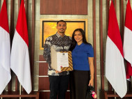 Jelang HUT Kemerdekaan RI, Suami Jessica Iskandar Resmi Jadi WNI