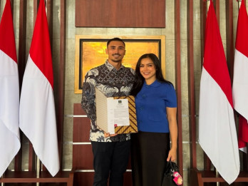 Jelang HUT Kemerdekaan RI, Suami Jessica Iskandar Resmi Jadi WNI
