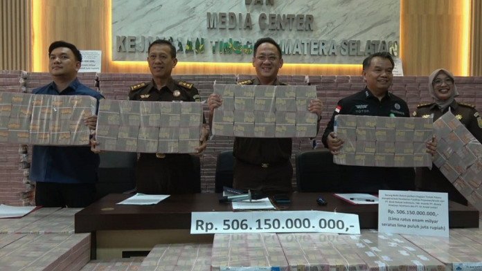 Kejati Sumsel Sita Uang Rp506 Miliar Perkara Dugaan Korupsi Bank BUMN