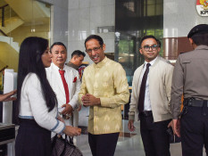 Dicecar KPK 8 Jam Soal Kasus Google Cloud, Nadiem Makarim: Alhamdulillah Lancar