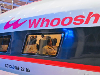 Respons KCIC Usai Prabowo Naik Kereta Cepat Whoosh ke Bandung
