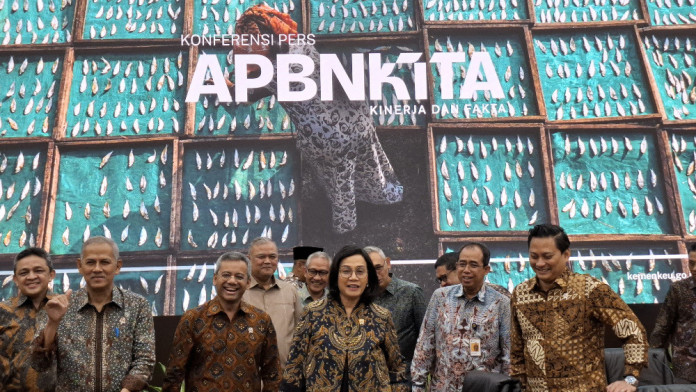 Utang Bisa Tembus Rp9.500 Triliun, Rasio Utang Cetak Rekor, Rasio Pajak Stagnan