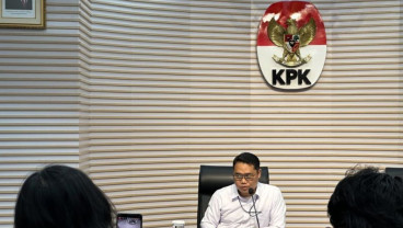 Anggota DPR Bangun Rumah Makan hingga Showroom Pakai Dana CSR BI-OJK