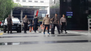 Tiba di Gedung KPK, Bupati Kolaka Timur Abdul Azis Bantah Terjaring OTT