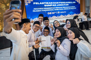 Menteri Sosial Saifullah Yusuf Melantik 1.323 Guru Sekolah Rakyat