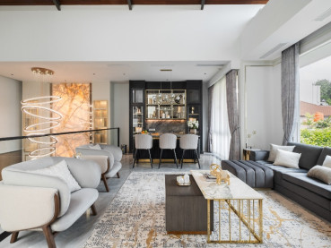 Konsep Hunian Contemporary Luxury yang Homey dalam SHVA House