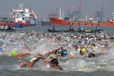 Lomba Fin Swimming Selat Madura Piala KSAL 2025
