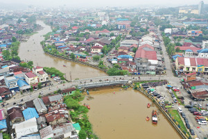 Gerakan Bersih Sungai Karang Mumus