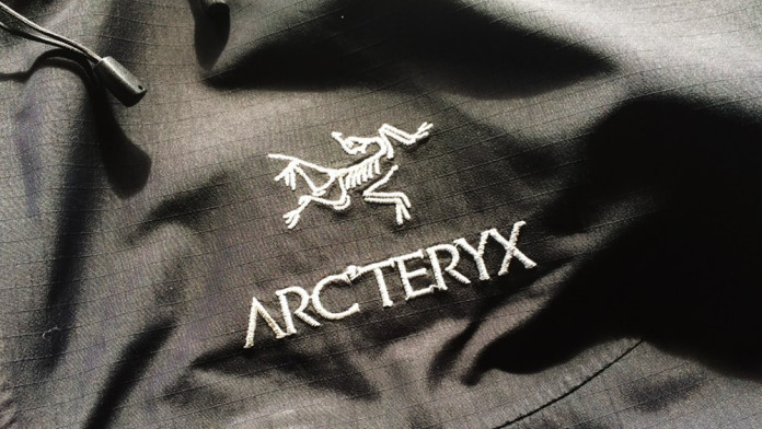 Arc'teryx Wanti-Wanti Konsumen soal Toko Tak Resmi di Mal Jakarta