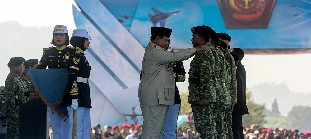 Presiden Prabowo Subianto Berikan Anugerah Jenderal Kehormatan dan Kenaikan Pangkat Kepada Purnawirawan dan Perwira Tinggi TNI
