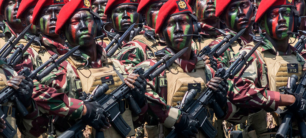 Prajurit TNI Gelar Atraksi Militer dan Demonstrasi Terpadu