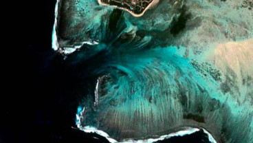 Misteri Air Terjun Terpanjang yang Berada dalam Laut Selat Denmark